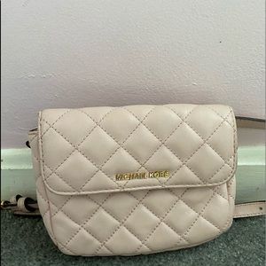 michael kors fanny pack